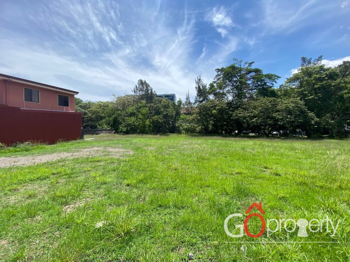 PRECIO REBAJADO!! Venta de Terreno en Guachipelín de Escazú.